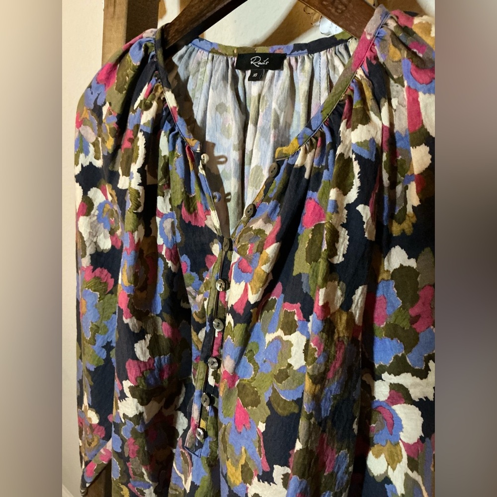 Rails Indi Top Navy Wildflower Size XS - Picture 8 of 11